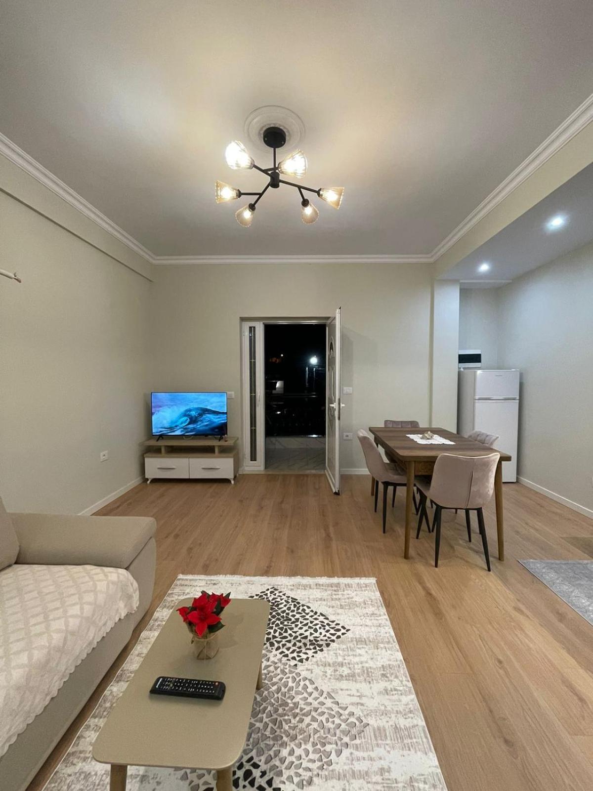 Apartament Vsv:second Flat+parking Kamez